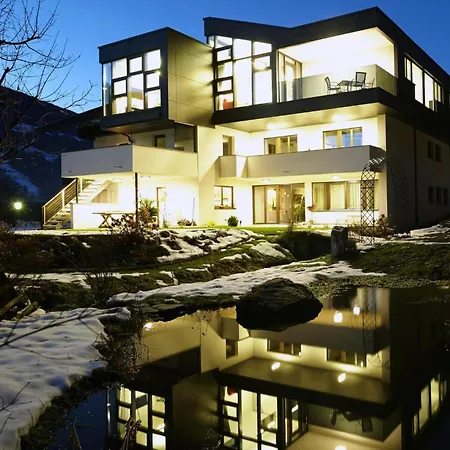 Level By Interhome
